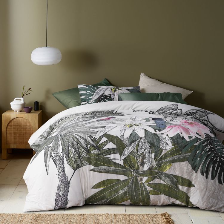 V107-5094888-200704-00 Curiosity Washed Cotton Printed Quilt Cover Set by Accessorize King - Image 1