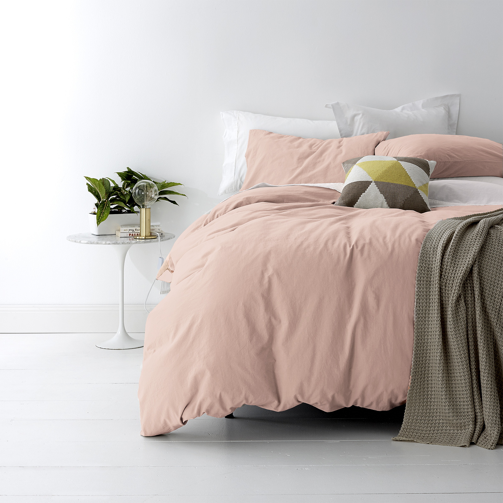 V107-SH307700-196338-00 European Vintage Washed Cotton Blush Quilt Cover Set by Park Avenue King - Image 1