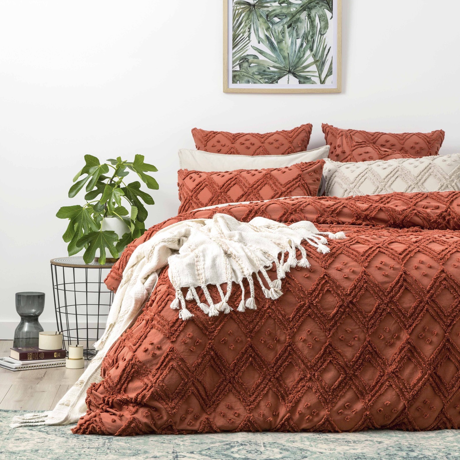 V107-SH311540-196179-00 Medallion Cotton Vintage Washed Tufted Auburn Quilt Cover Set by Park Avenue Queen - Image 1