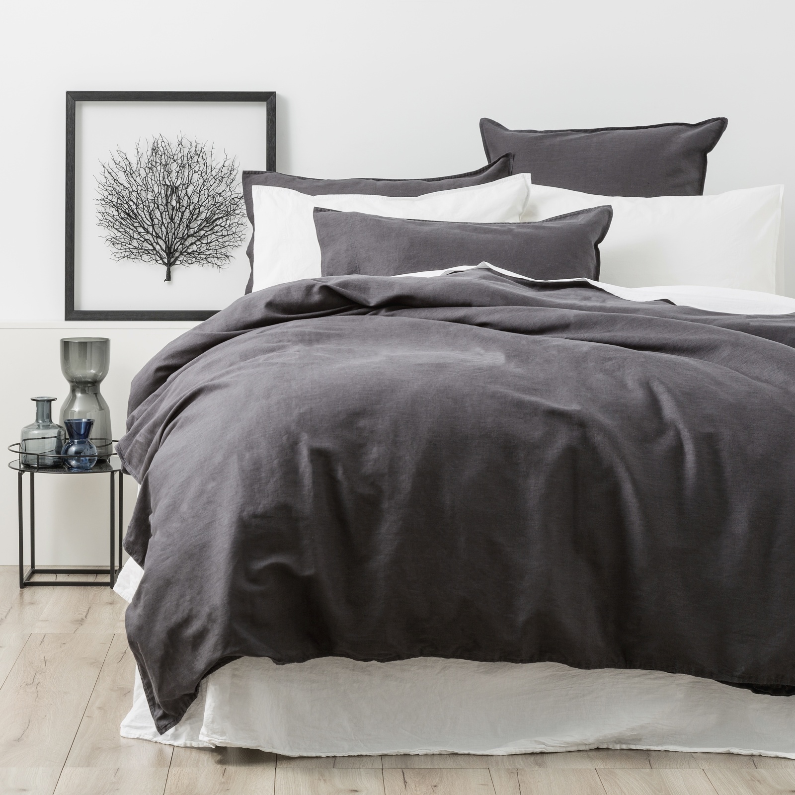 V107-SH312535-196631-00 Cavallo Stone Washed 100% Linen Magnet European Pillowcase by Renee Taylor - Image 1