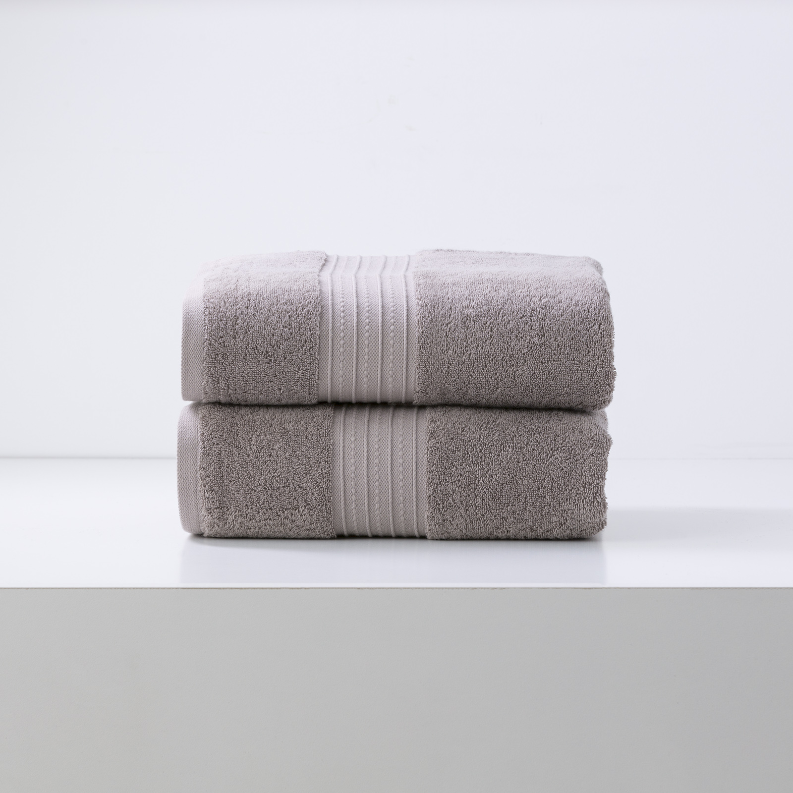 V107-SH313335-196097-00 Brentwood 650 GSM Low Twist 2 Pack Whisper Bath Sheet by Renee Taylor - Image 1