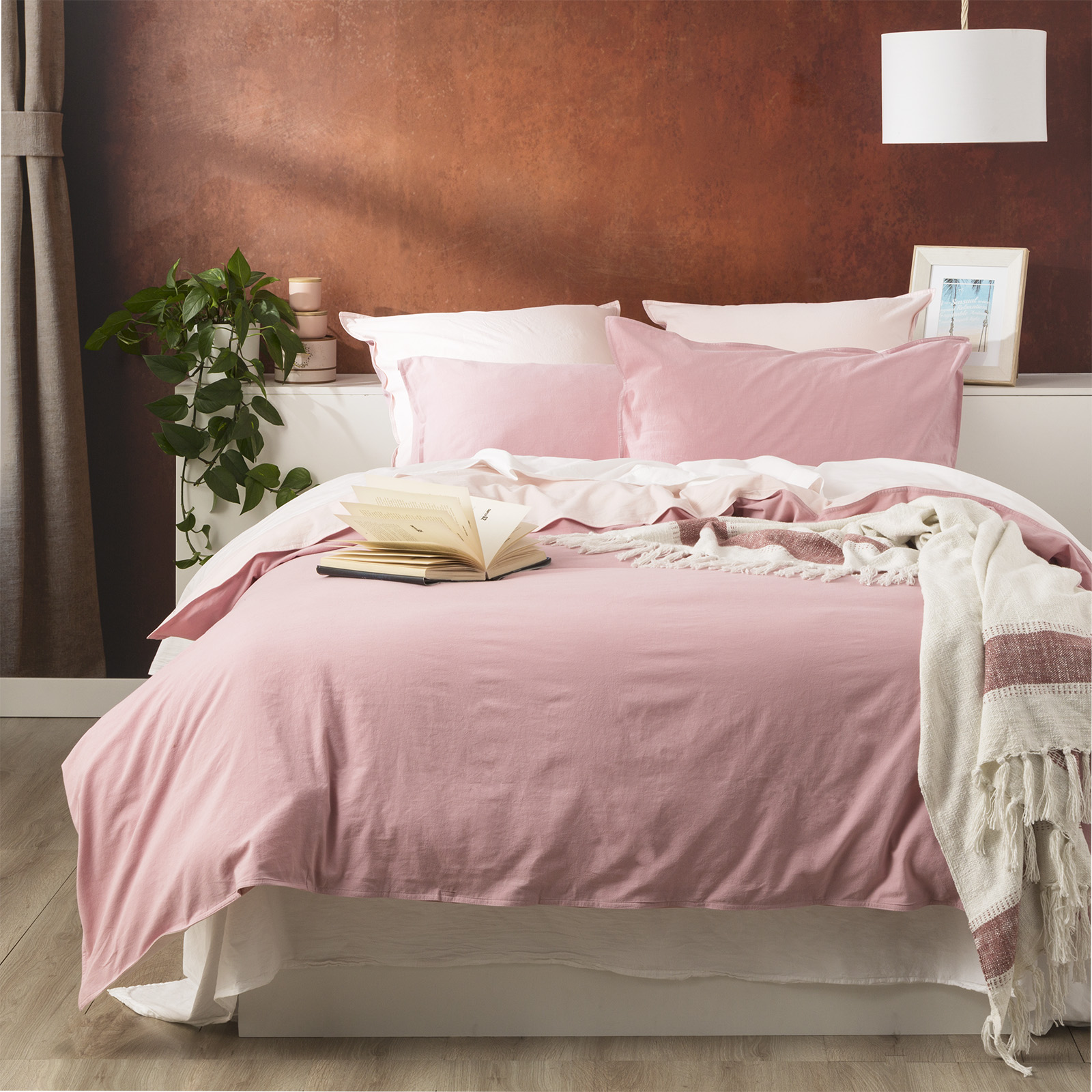 V107-SH320730-195774-00 Essentials Vintage Stone Washed Reversible Rose Quilt Cover Set by Renee Taylor Super King - Image 1