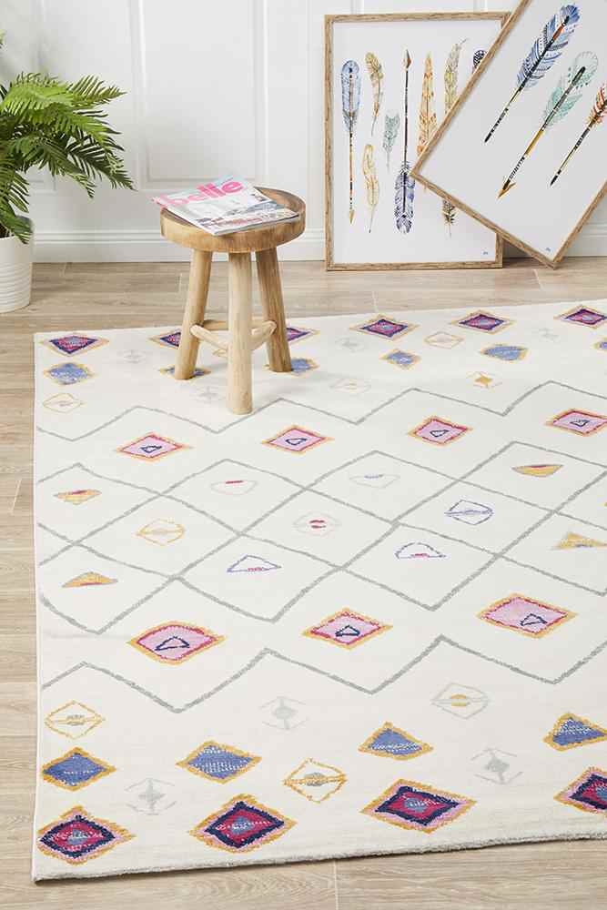 V107-ZAN-763-WHT-400X300-207993-00 Zanzibar 763 White by Rug Culture - 400X300CM - RECTANGLE - Image 1