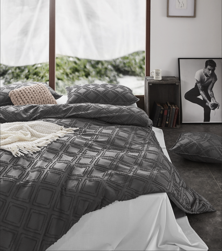 V439-AQSTUFSMCP-202507071221-00 100% Premium Tufted Microfibre Quilt Cover Set - Ultra-Soft, Durable Embroidery Bedding Comforter Set - Machine Washable & Zipper Closure - Smoke - Single - Image 1