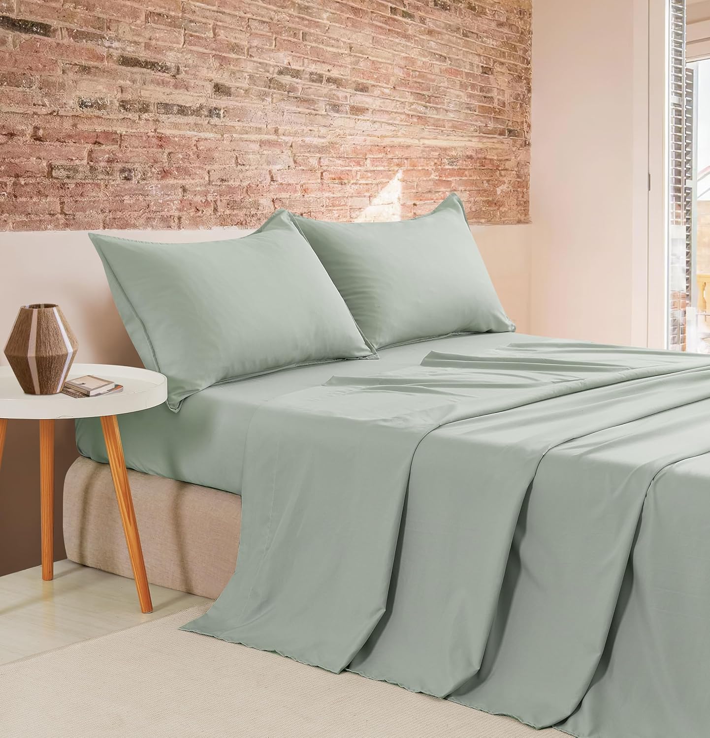 V439-BSSTSAGEWM-218353-00 Vintage Washed Microfibre Sheet Set (Sage, Double) - Image 1