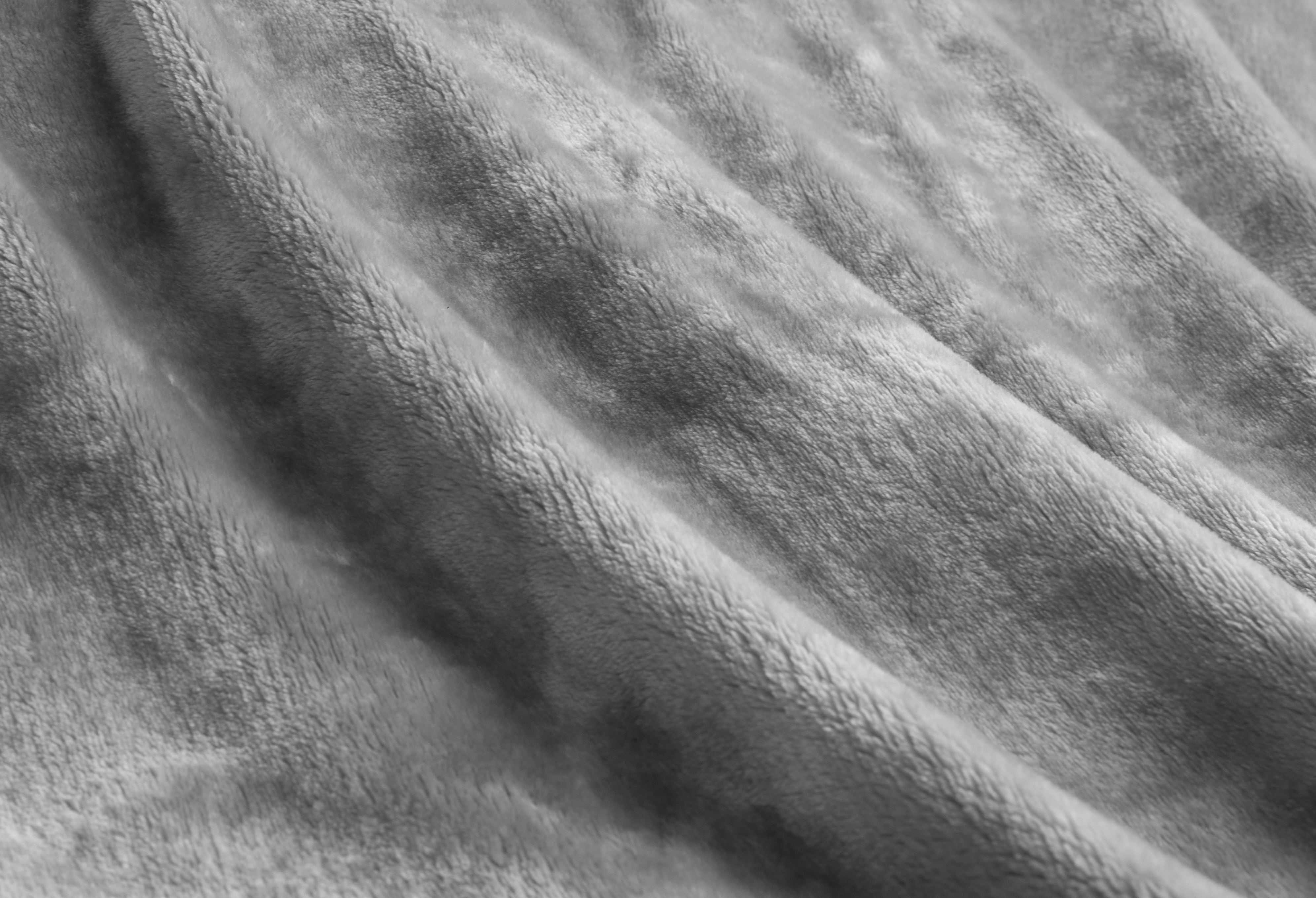 V441-BL4236SIL275X240-90329-00 Lucia LUXURY PLUSH VELVET BLANKET - KING - Image 1