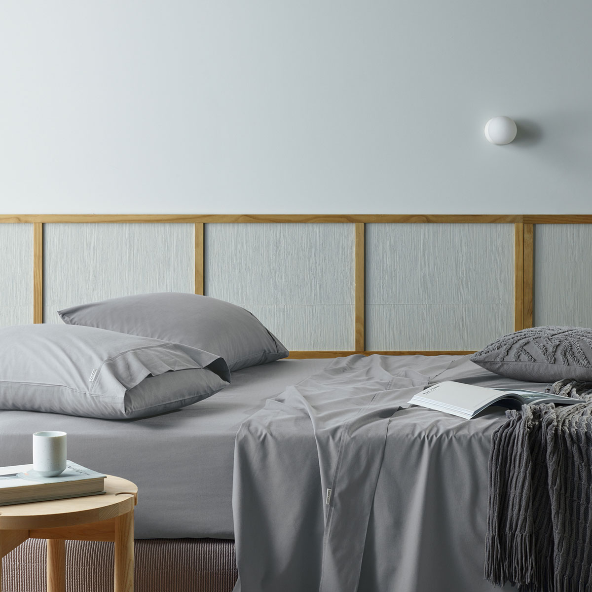V442-BCA-SHEETS-RECYCLEDCB-SILVER-SPK-202999-00 Bianca Natural Sleep Recycled Cotton and Bamboo Sheet Set Silver Split King - Image 1