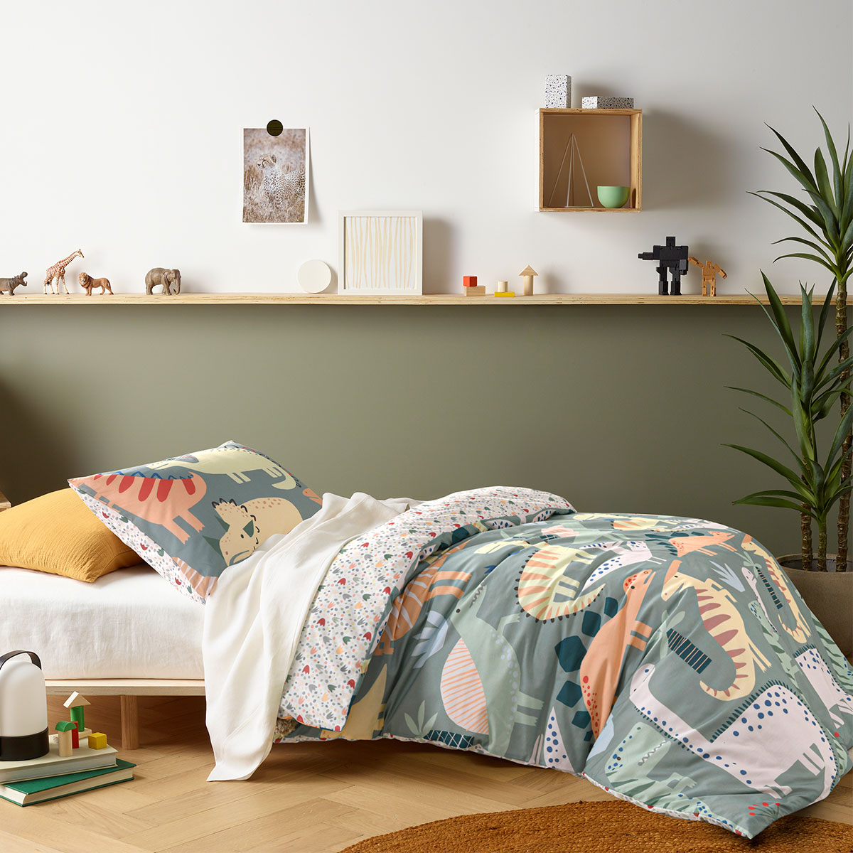 V442-HIN-QUILTCS-DINOMANIA-GREEN-DS-202502280853-00 Happy Kids Dino Mania Green Cotton Quilt Cover Set Double - Image 1