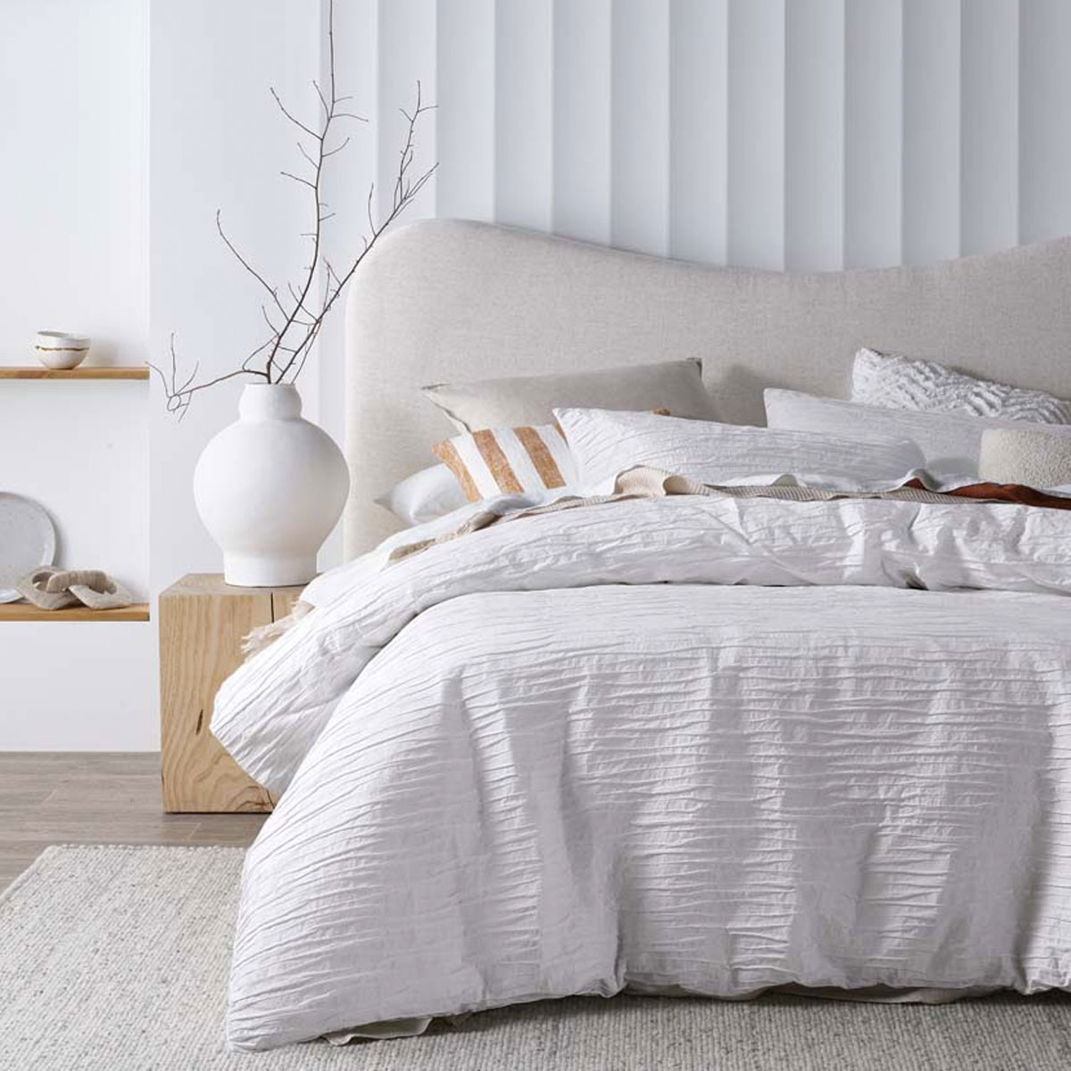 V442-HIN-QUILTCS-MALVERN-WHITE-KI-83717-00 Vintage Design Homewares Malvern White Cotton Quilt Cover Set King - Image 1