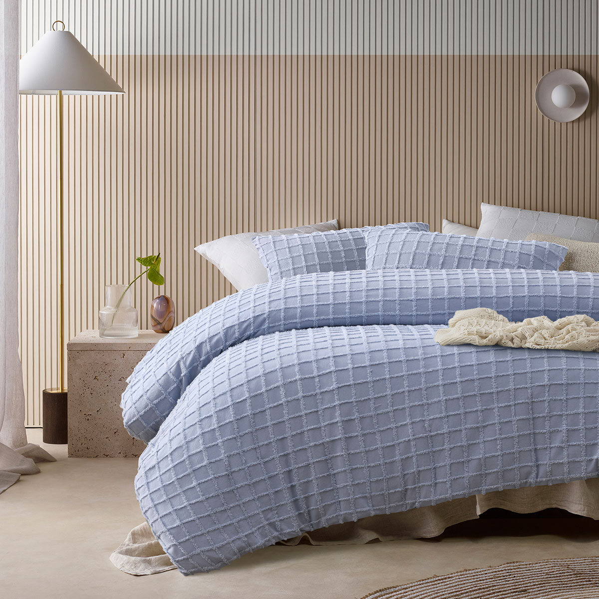 V442-HIN-QUILTCS-PARQUET-SNOOZEBLUE-SB-195465-00 Vintage Design Homewares Parquet Snooze Blue Polyester Cotton Quilt Cover Set Single - Image 1