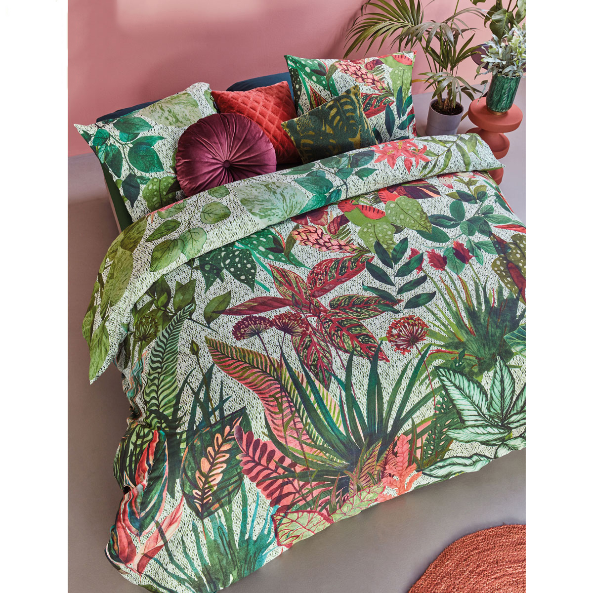 V442-HIN-QUILTCS-WILDWOOD-GREEN-QS-83084-00 Bedding House Wildwood Green Cotton Quilt Cover Set Queen - Image 1