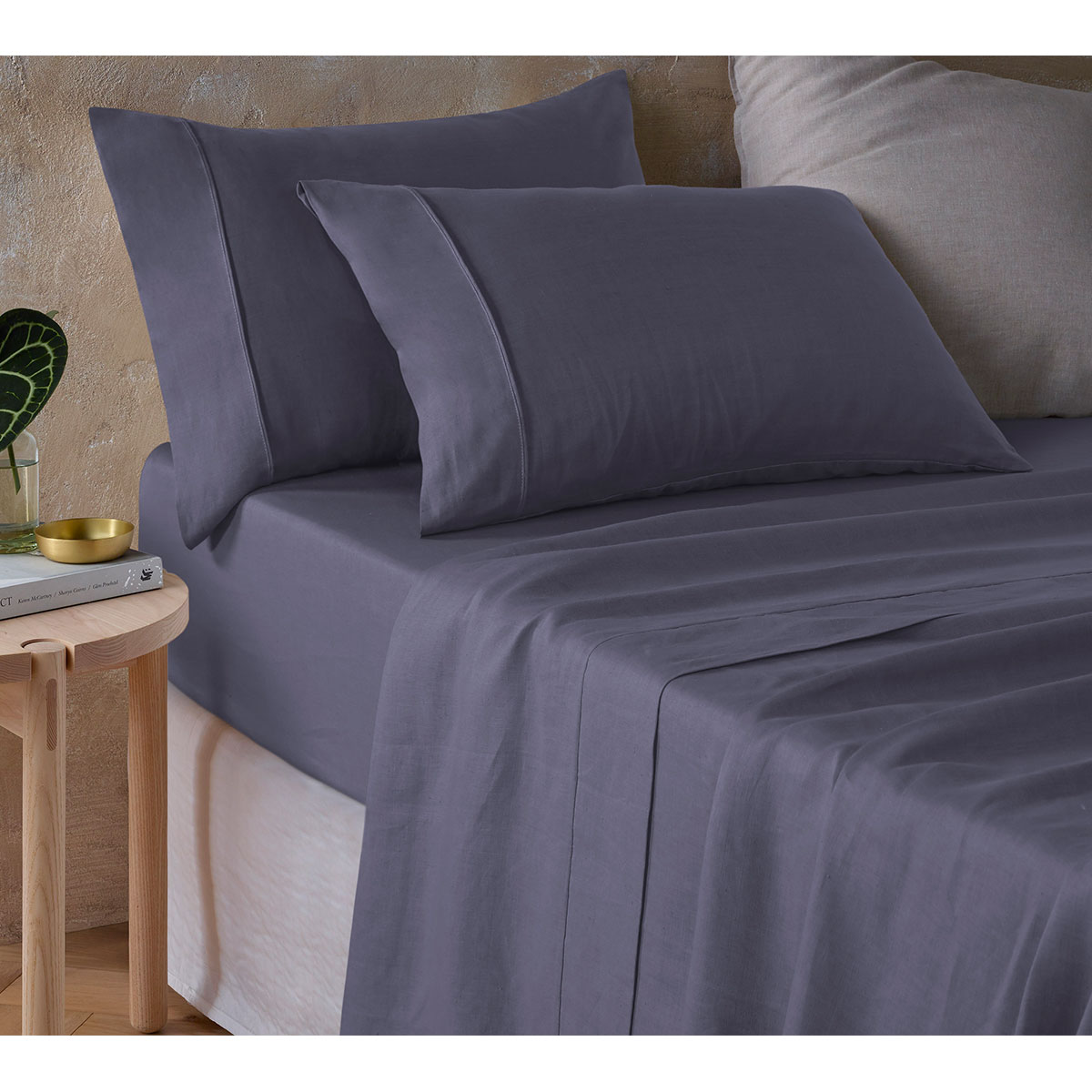 V442-HIN-SHEETS-HEMP-GRISAILLE-QS-82798-00 Vintage Design Homewares Grisaille Hemp Sheet Set Queen - Image 1