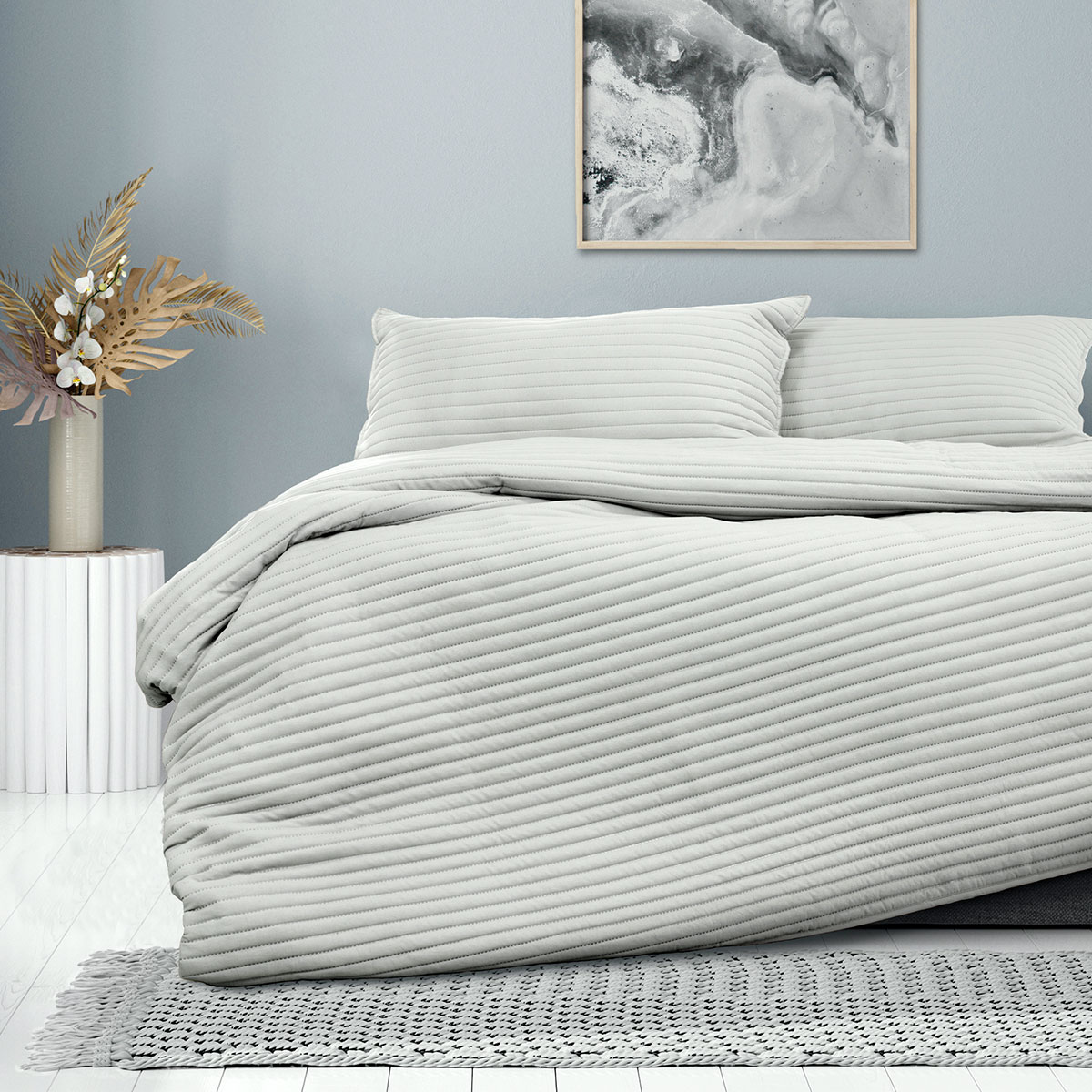 V442-INT-QUILTCS-LONDON-SILVER-KI-143806-00 Ardor London Silver Embossed Quilt Cover Set King - Image 1