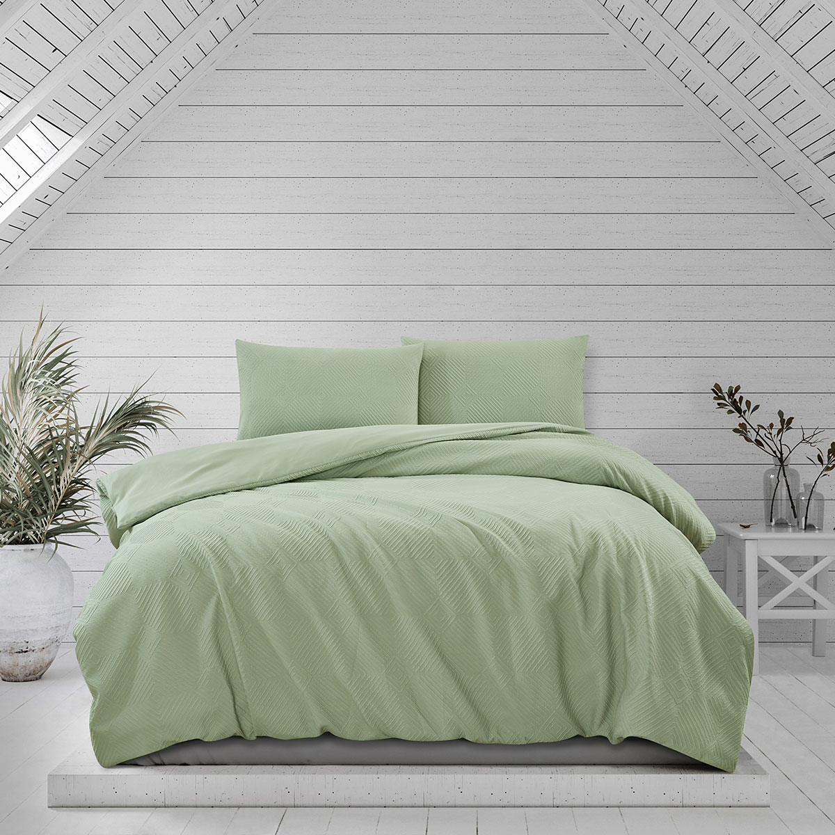 V442-INT-QUILTCS-PRESTON-GREEN-KI-144520-00 Ardor Preston Pale Green Embossed Quilt Cover Set King - Image 1