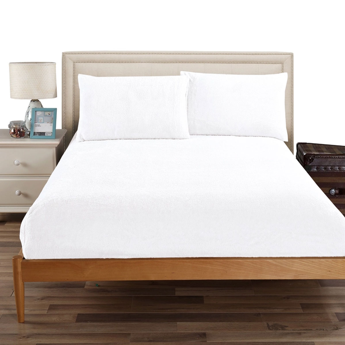 V442-KIT-FITTEDSS-TEDDYFLEECE-WHITE-QS-174761-00 Ramesses Teddy Fleece Fitted Sheet Combo Set White Queen - Image 1