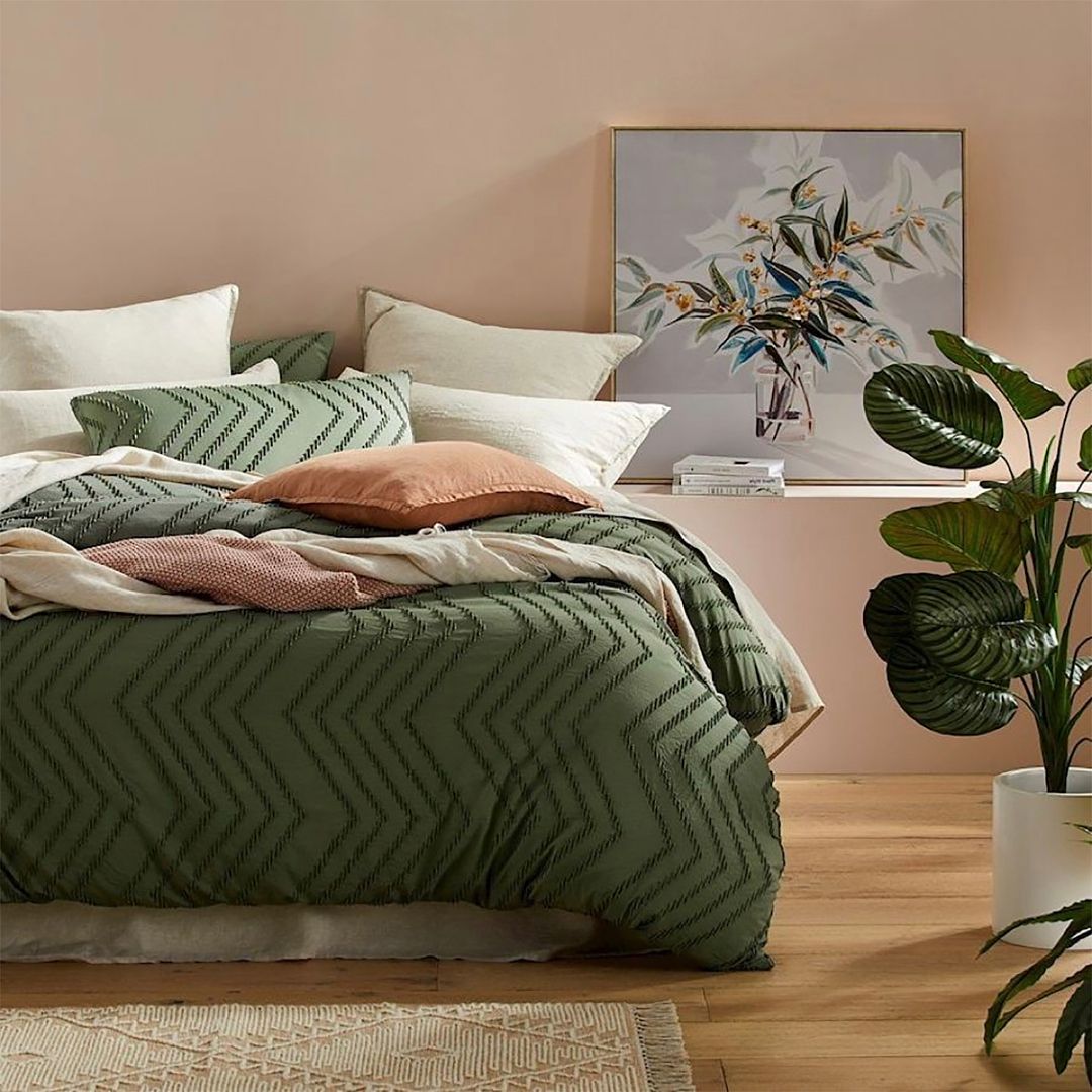 V493-JZ-Q-17-150841-00 Tufted Boho Wave Jacquard Quilt Cover Set- Dark Green - Queen Size - Image 1