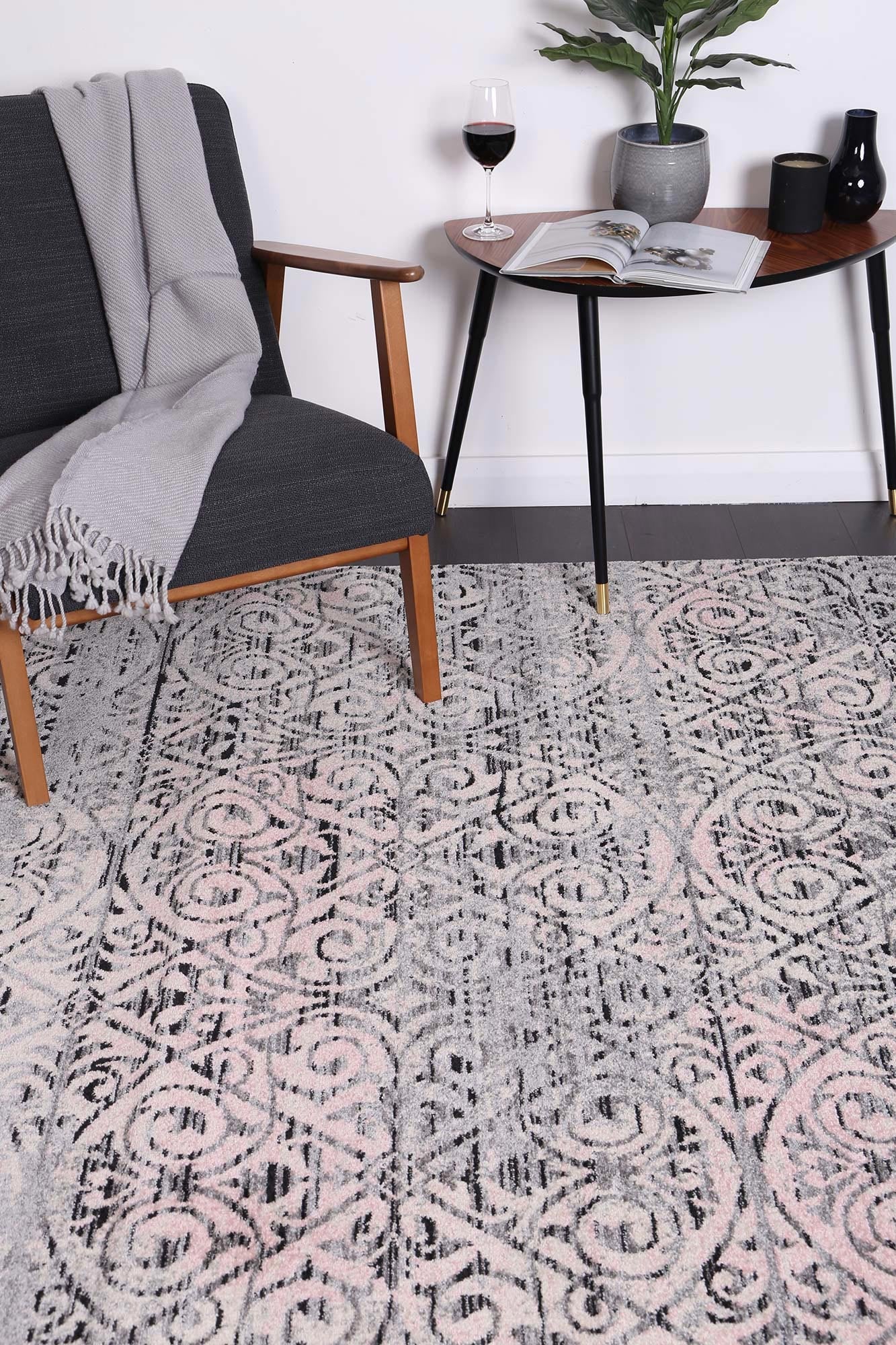 V516-DELI200DEL22-131718-00 delicate-katherine-ash-ivory-rug 200x290 - Image 1