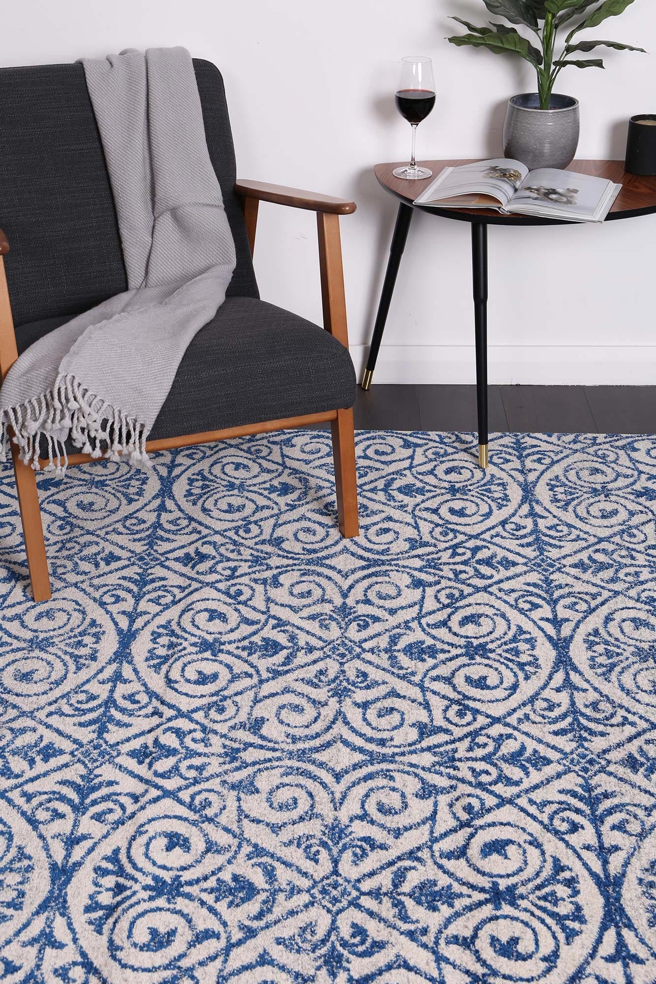 V516-DELI200DEL24-131714-00 delicate-katherine-blue-ivory-rug 200x290 - Image 1