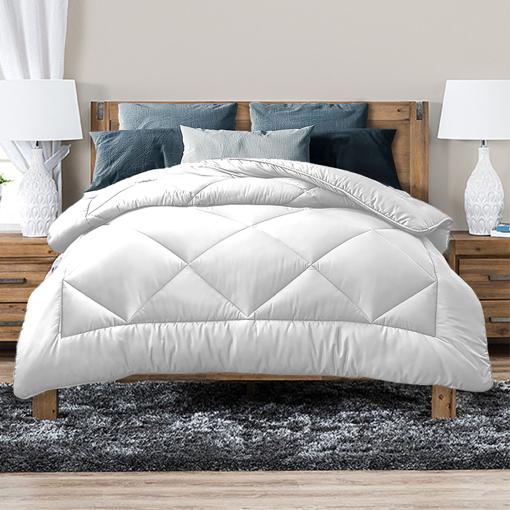V535-400G-BAMBOO-QUILT-Q-155318-00 Luxor Australian Made All Season 400GSM Bamboo Blend Quilt Queen - Image 1