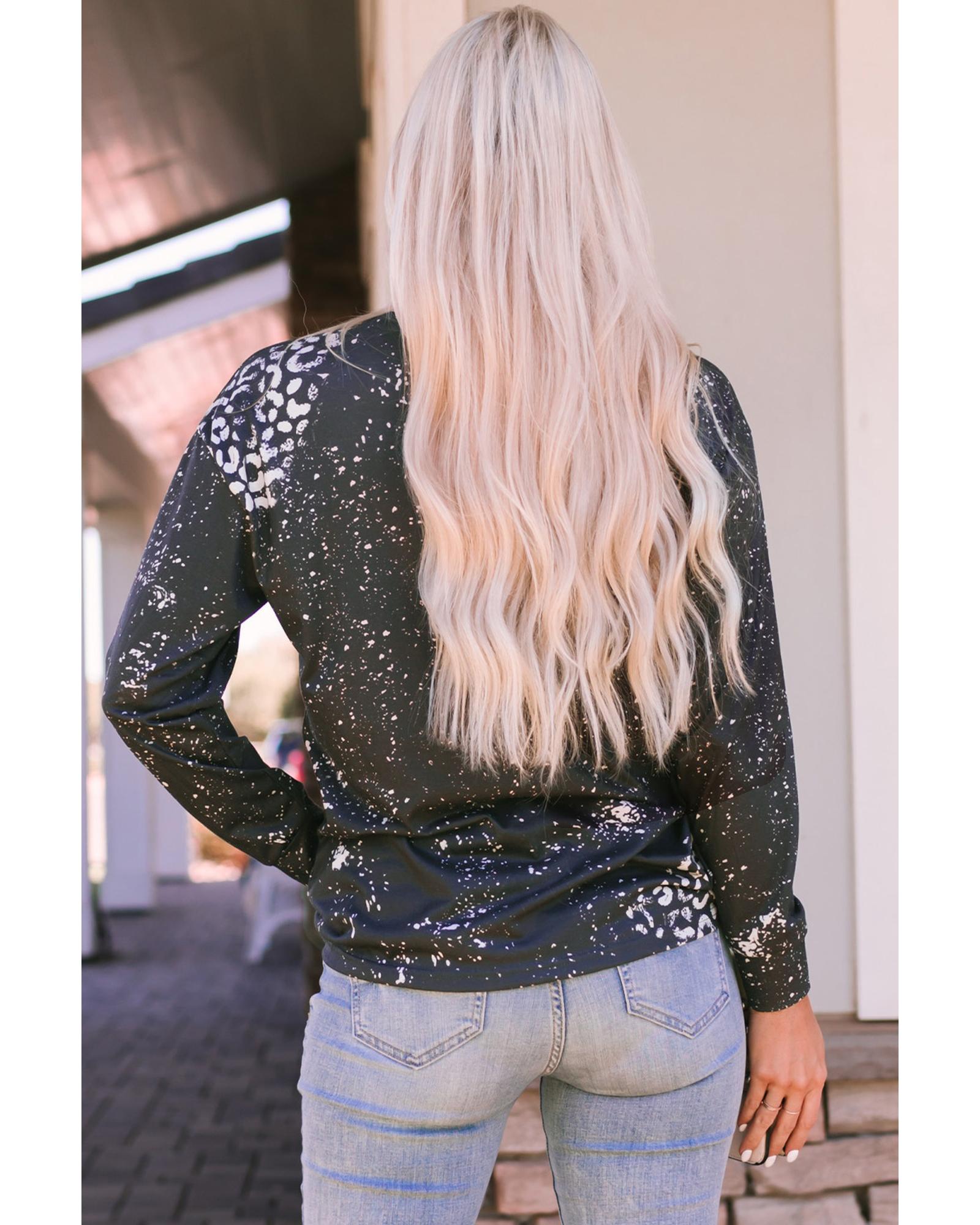 V539-AZEXDC25123910-2-M-202508271006-00 Black Leopard Bleached Pumpkin Graphic Long Sleeve Top - M - Image 1