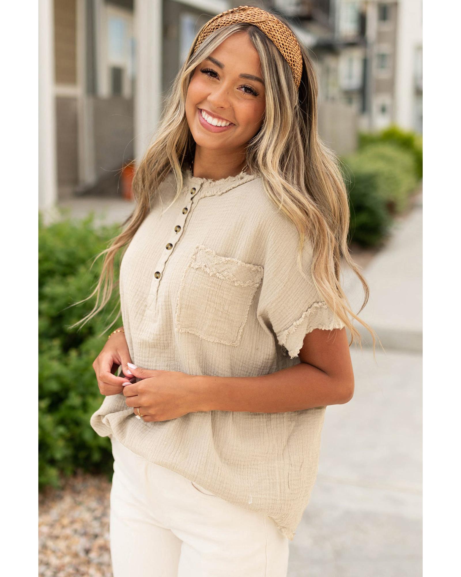 V539-AZEXDC25126209-P6016-M-202508271755-00 Parchment Crinkle Textured Frayed Trim Half Button Short Sleeve Top - M - Image 1