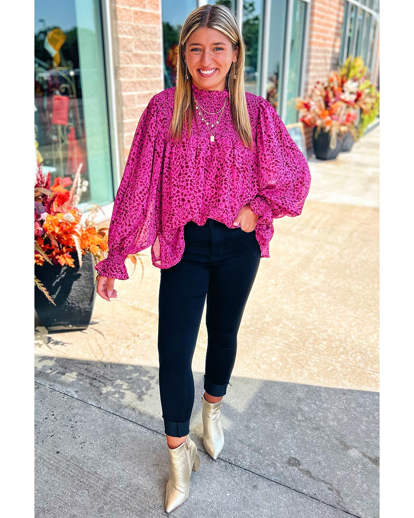 V539-AZEXDC25126315-P620-XL-202508271840-00 Rose Leopard Shirred Puff Sleeve Flowy Blouse - XL - Image 1