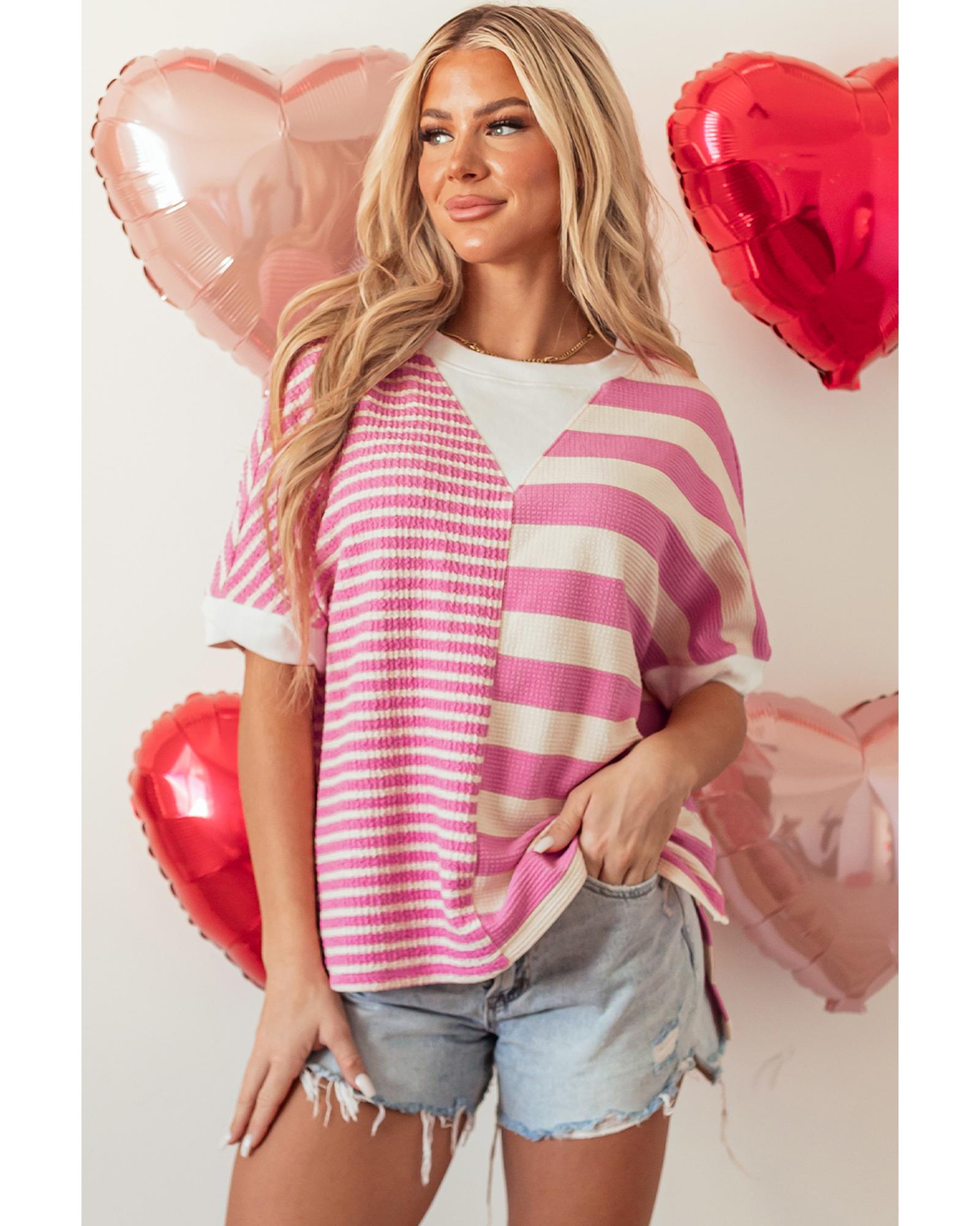 V539-AZEXDC25129597-P1019-XL-202508280000-00 Pink Stripe Patchwork Textured Short Sleeve High Low Loose Top - XL - Image 1