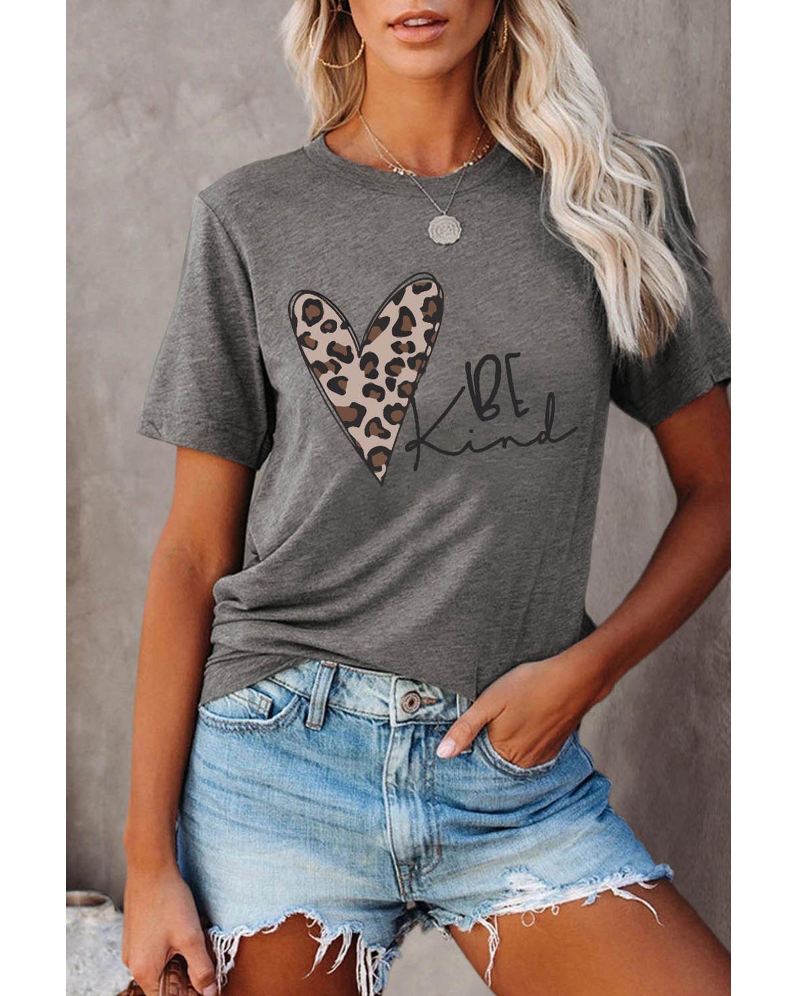 V539-AZEXDC25213657-11-S-163306-00 Azura Exchange Leopard Heart Shape Print Short Sleeve T-shirt - S - Image 1