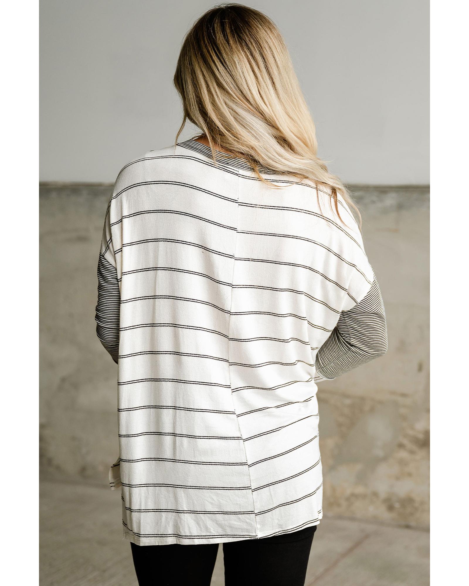 V539-AZEXDC25222296-19-M-202508291100-00 Azura Exchange Patchwork High Low Side Slits Long Sleeve Top - M - Image 1