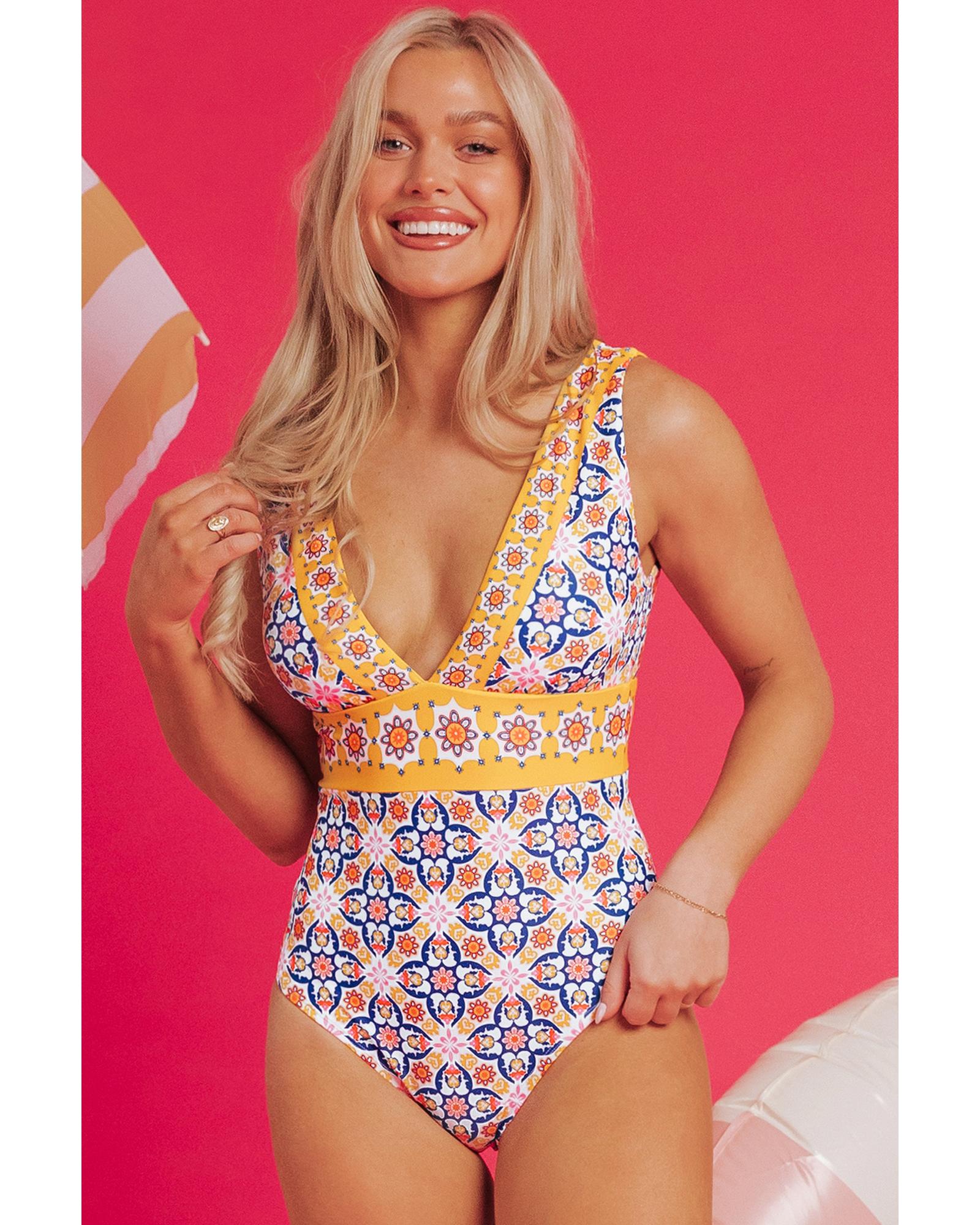 V539-AZEXDC444597-P720-M-202508300545-00 Yellow Floral Print V Neck One Piece Swimsuit - M - Image 1
