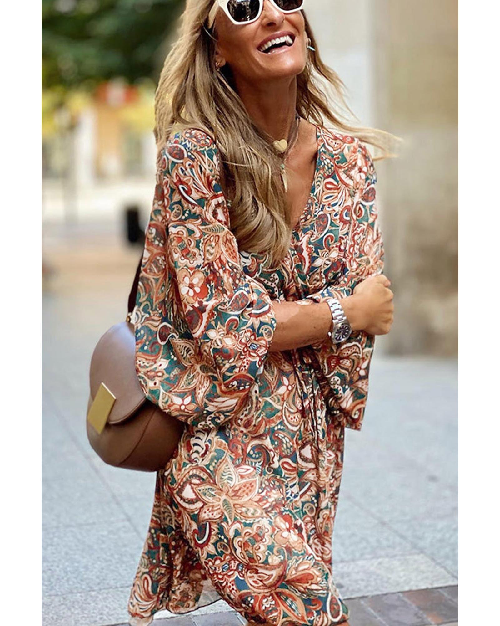 V539-AZEXDC6116970-17-XL-202508282135-00 Brown Geometric Print Long Sleeve Surplice Flowy Dress - XL - Image 1