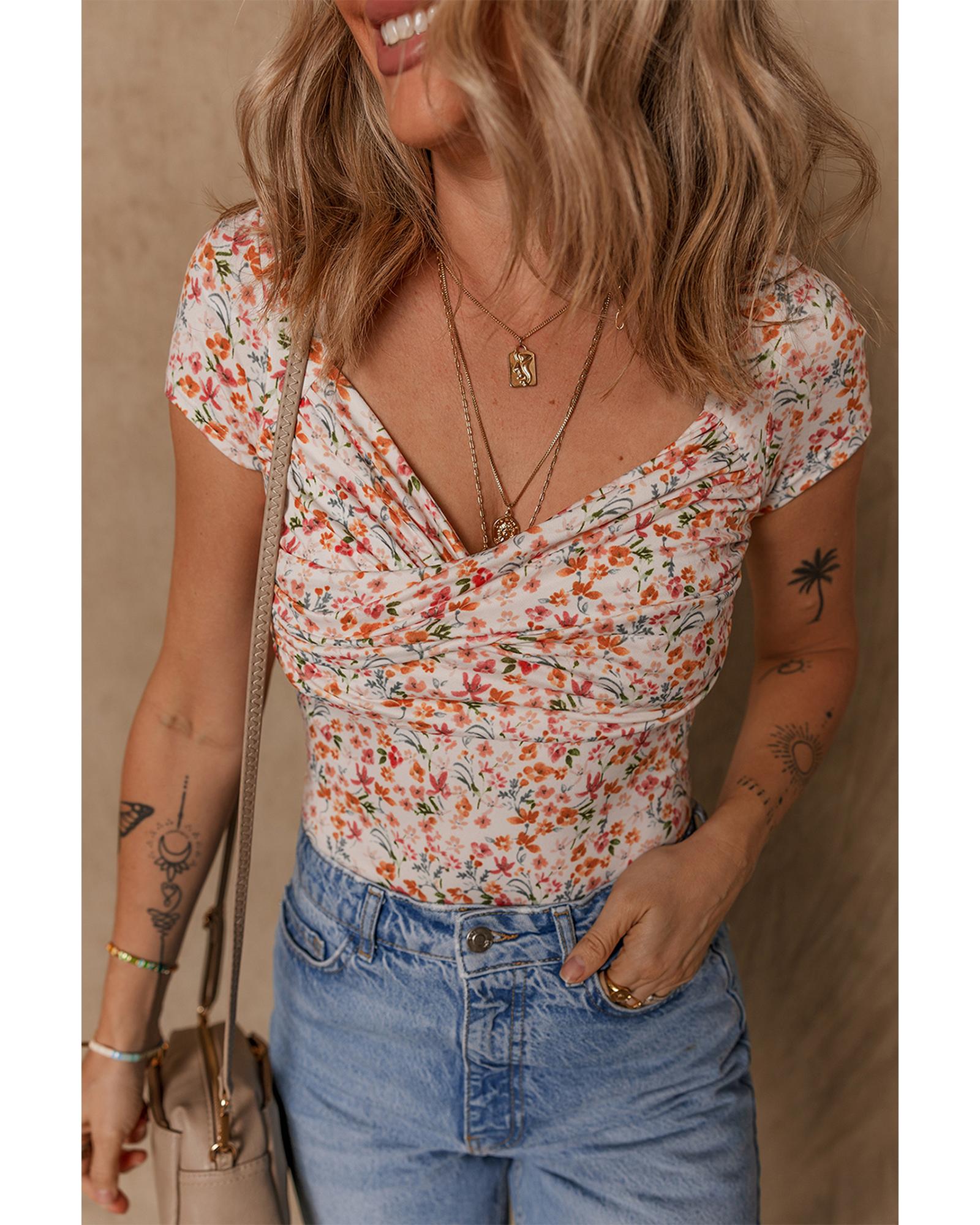 V539-AZEXDC6421978-P1420-L-202508302045-00 Orange Short Sleeve Floral Ruched Sweetheart Bodysuit - L - Image 1