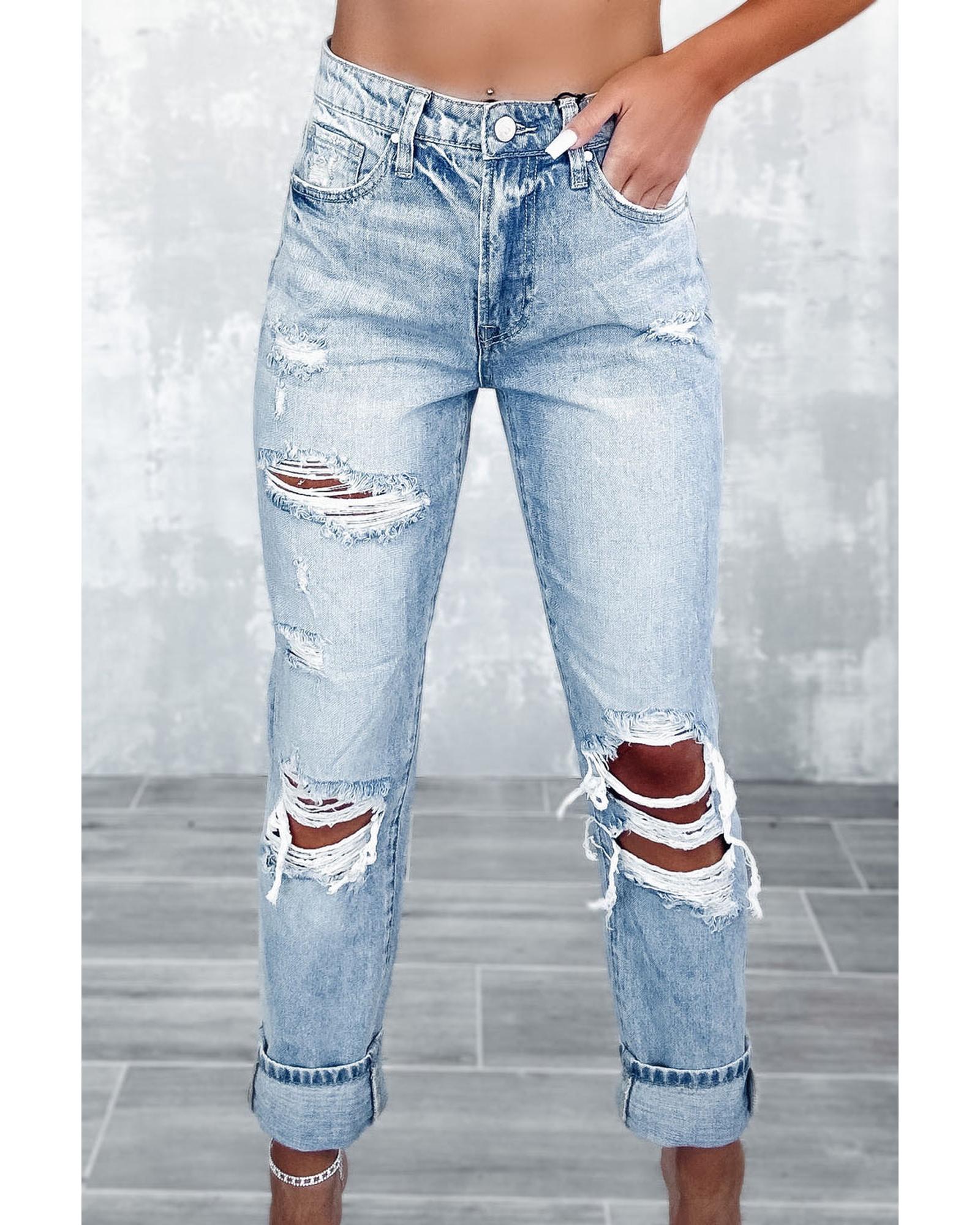 V539-AZEXDC7874095-4-8-202508290510-00 Azura Exchange Frayed Sky Blue Slim Fit High Waist Jeans - 8 US - Image 1