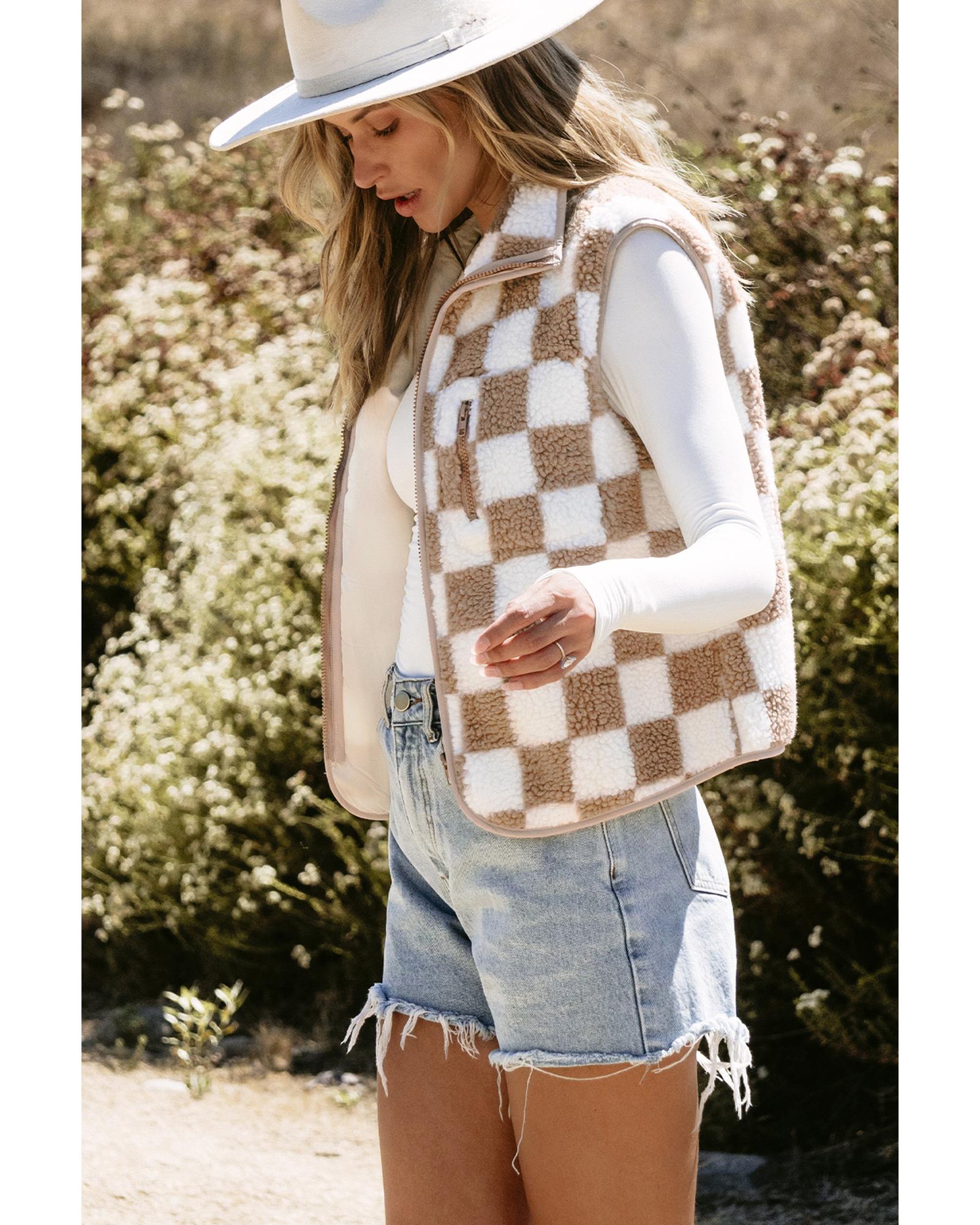 V539-AZEXDC853376-P1622-XL-202508300935-00 Khaki Checkered Sherpa Collared Jacket Vest - XL - Image 1