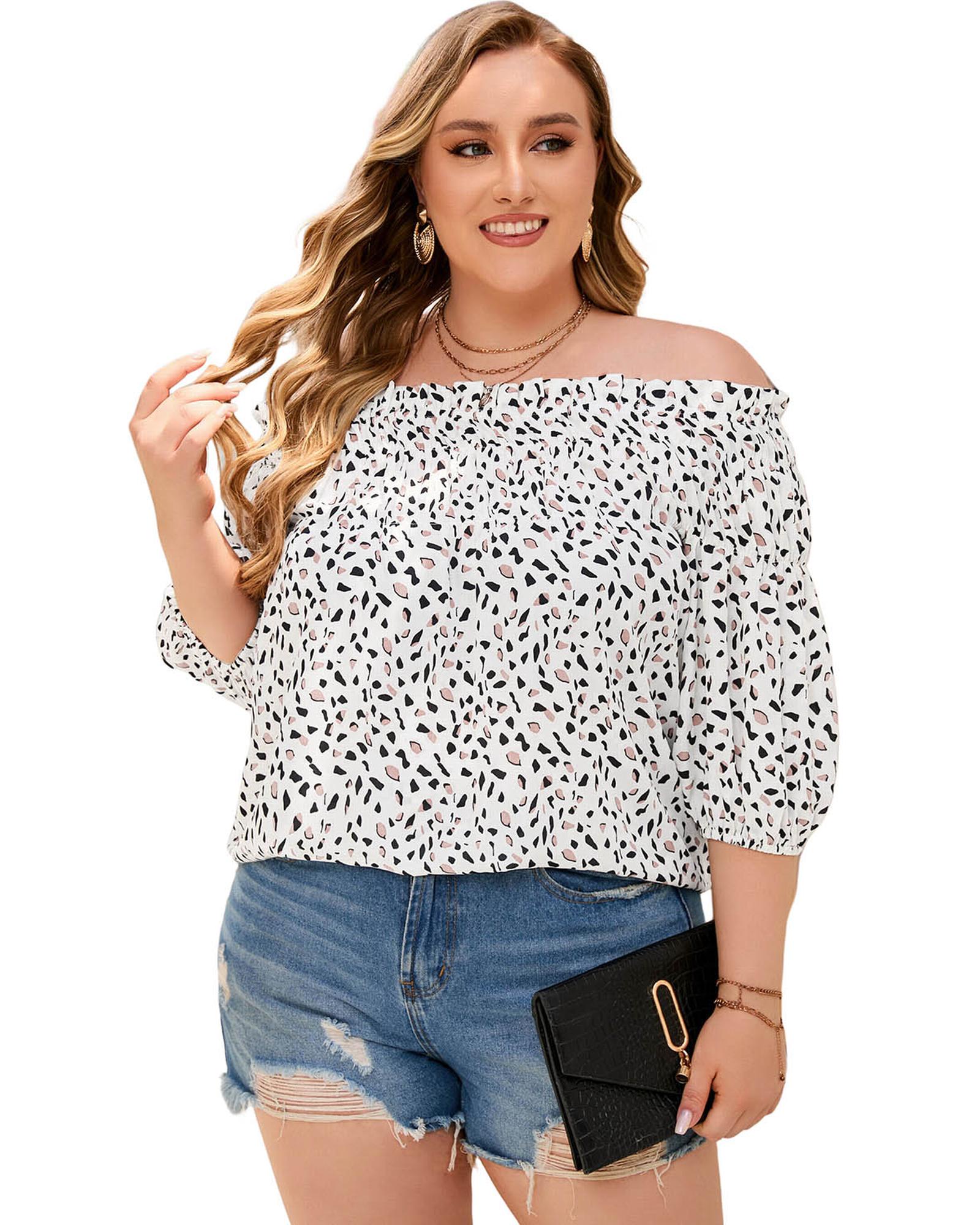 V539-AZEXPL251535-20-2X-202508311300-00 Cheetah Spotted Plus Size Off Shoulder Blouse - 2X - Image 1