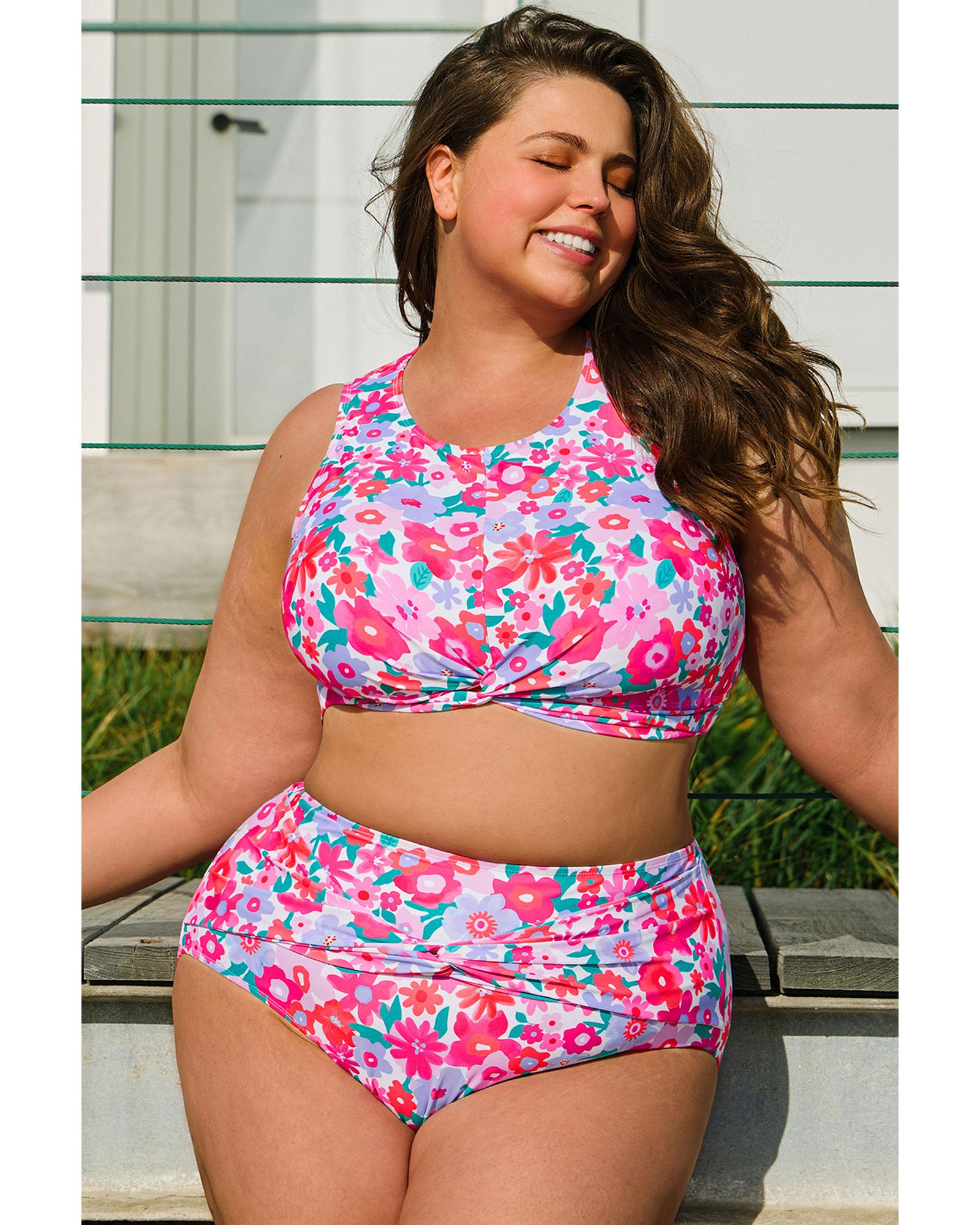V539-AZEXPL43025-P620-4X-202508300815-00 Rose Plus Size Floral Print Twisted High Waist Bikini Set - 4X - Image 1