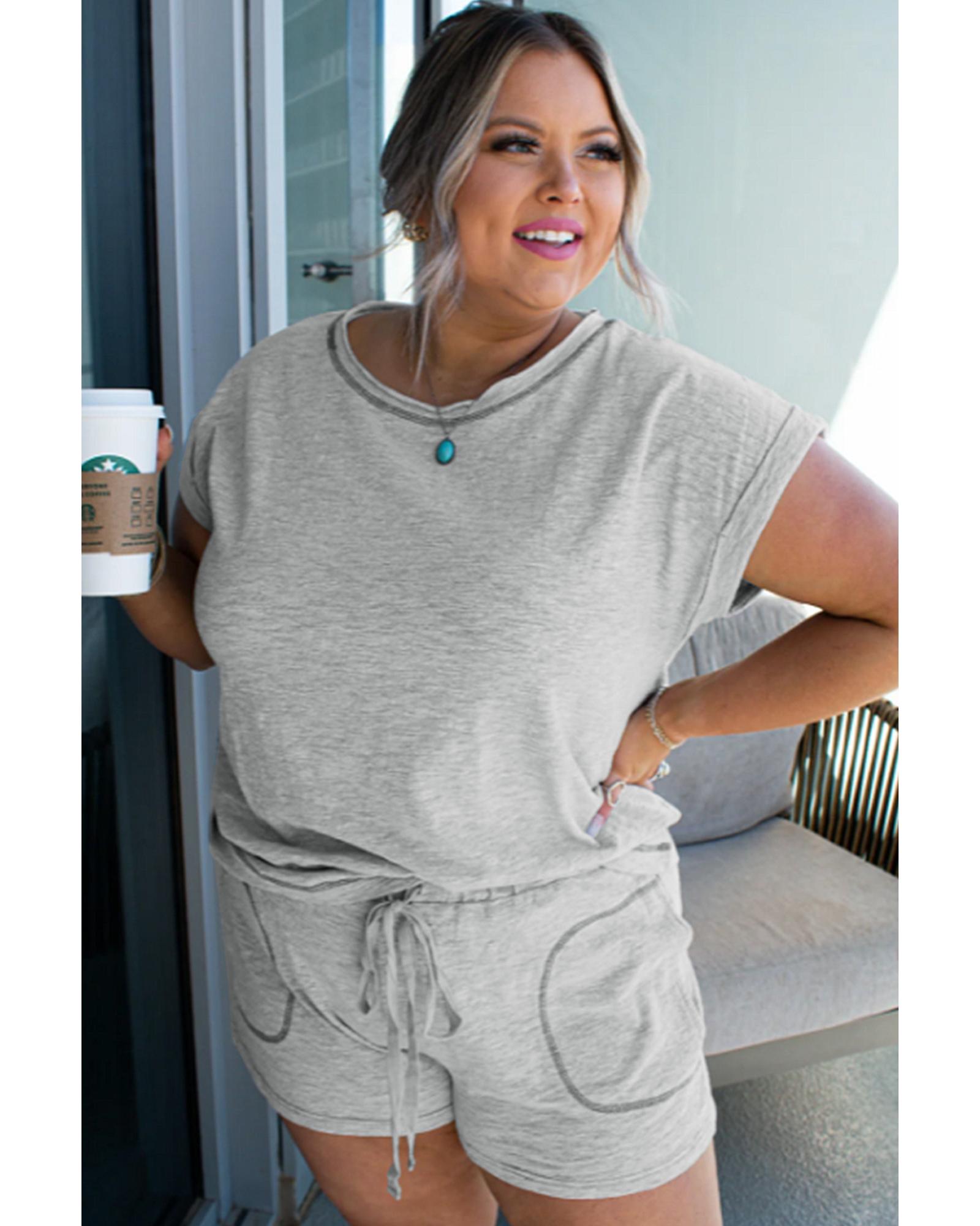 V539-AZEXPL62107-P11-1X-202506152212-00 Gray Contrast Stitching Cuffed Sleeve Plus Shorts Set - 1X - Image 1