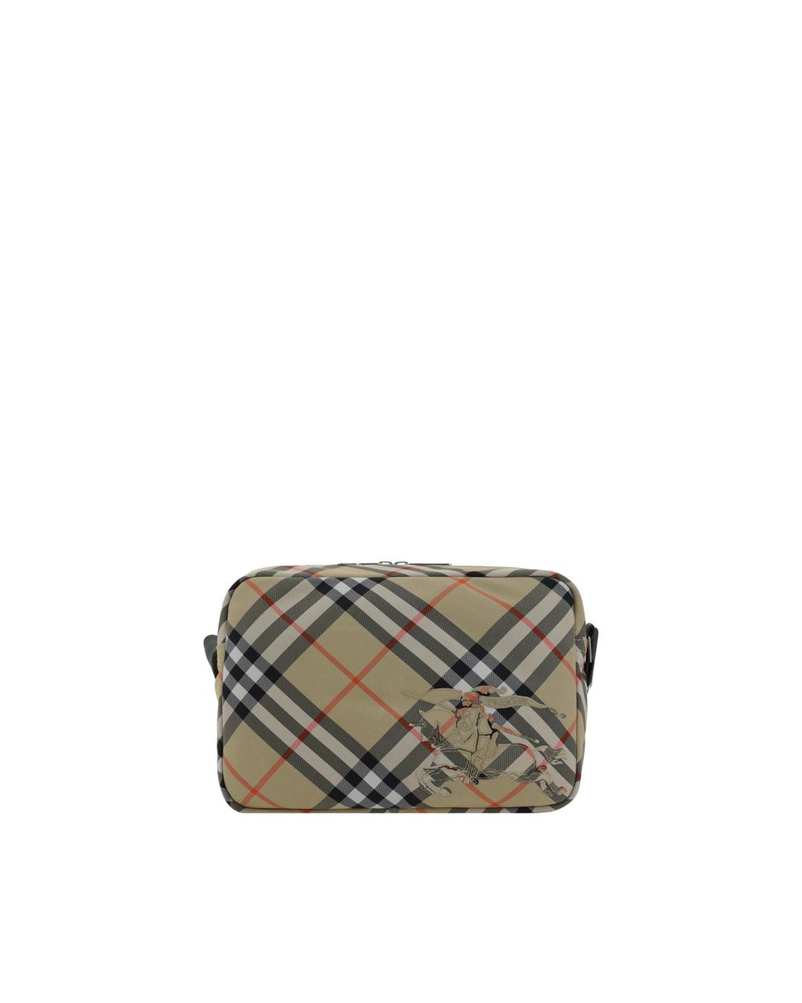 V539-BU8091320A2021BB-202506160520-00 Burberry Men's Shoulder Bag - One Size - Image 1