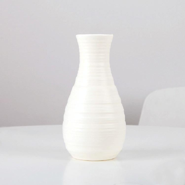 V562-A1006462020DBT-202503041631-00 Creative Desktop Flower Vase - Modern Plastic Decoration - Milk White - Image 1