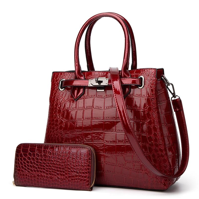 V562-A1042371060DBT-202504251731-00 Large Capacity 2-in-1 Crocodile Patent Leather Shoulder Bag - Wine Red - Image 1
