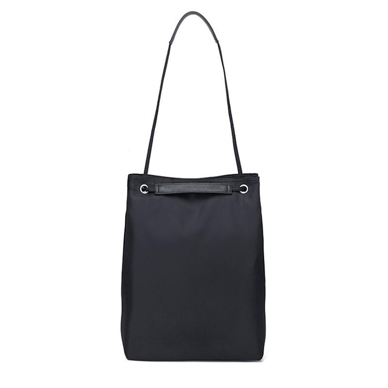Large Apple Macbook Shoulder / Messenger Bag - Handheld - Black