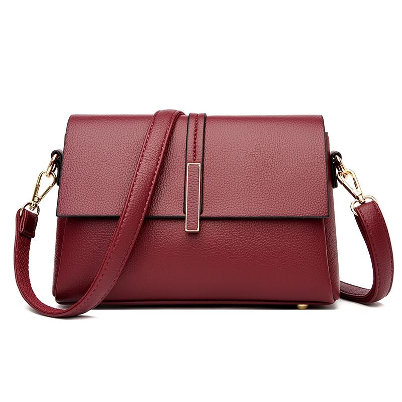 V562-B1029612060DBT-202505191543-00 Spacious Women Shoulder Bag For Commuting - Red Wine - Image 1