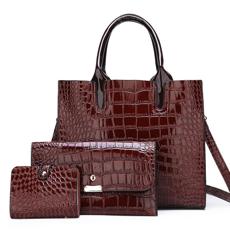 V562-C1061024060DBT-202504251536-00 Versatile Crocodile Pattern Shoulder Bag for Women - 3-in-1 Design - Brown - Image 1