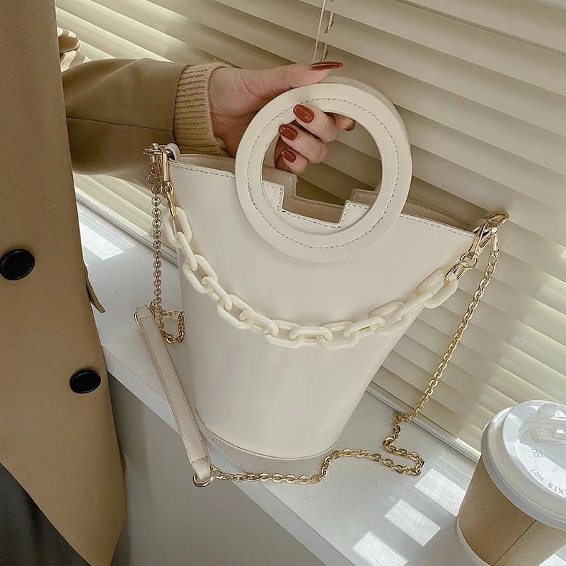 V562-C1082514060DBT-202505191710-00 Stylish Round Chain Crossbody Bag For Women - Beige - Image 1