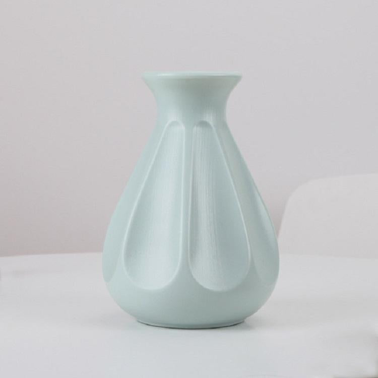 V562-C109464940DBT-202503041626-00 Drop-resistant Plastic Vase for Dry and Wet Flower Arrangements - Blue - Image 1