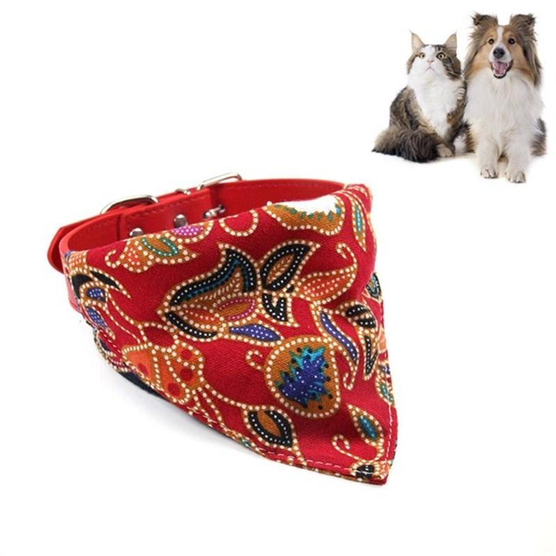 V562-C3061001450DBT-202503201651-00 Pet Bib Cat Headband Dog Saliva Towel Size M - Red - Image 1