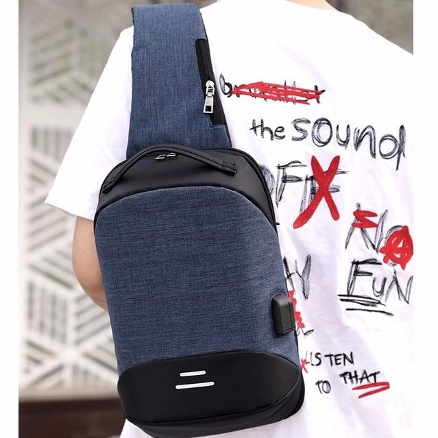 V562-VN88643131YZ-202505191640-00 Versatile Oxford Shoulder Bag With Earphone & Usb - Navy Blue - Image 1