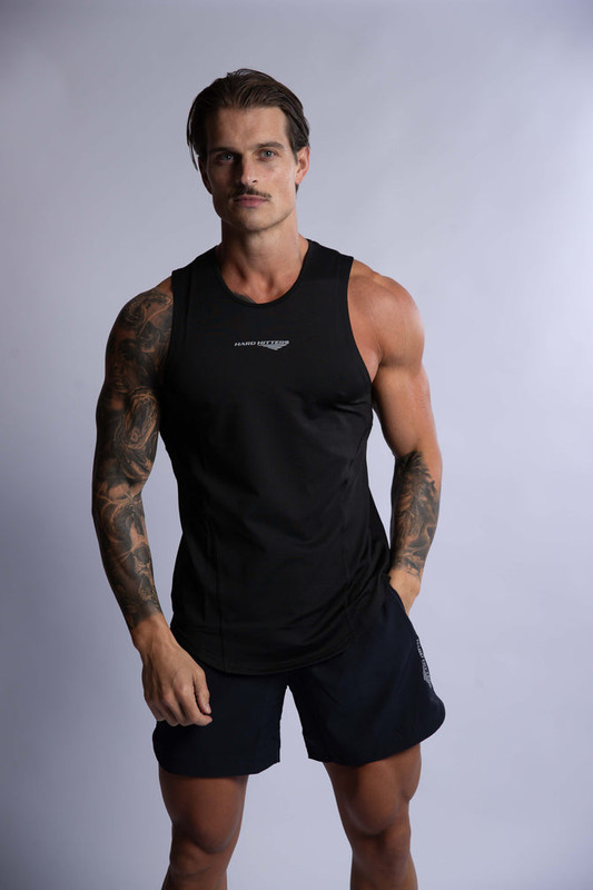V697-PRO-TECH-PERFORMANCE-STRINGER-BLACK-MEDIUM-218054-00 HARD HITTERS PRO-TECH PERFORMANCE STRINGER BLACK MEDIUM - Image 1