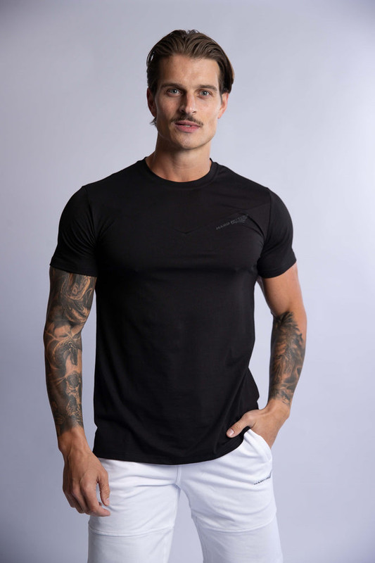 V697-SLIM-FIT-COTTON-TEE-BLACK-SMALL-218159-00 HARD HITTERS SLIM FIT COTTON TEE BLACK SMALL - Image 1