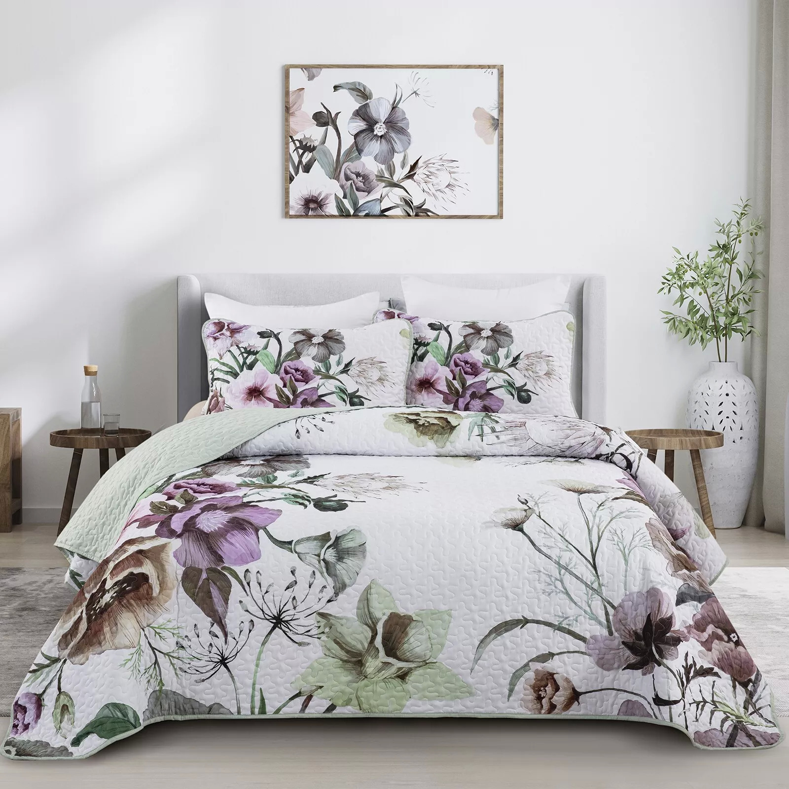 V745-MAC080300Q13U-190920-00 Deluxe Quilted Bedspread and Pillowcases Set: Infuse Your Bedroom with Style - Queen size - Image 1